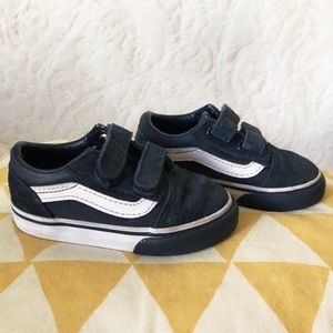 🍭TODDLER VANS SET OF TWO PAIRS🍭